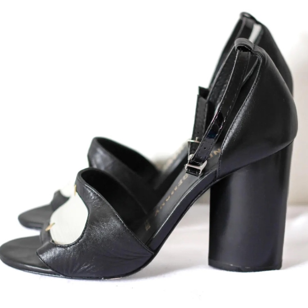OPENING CEREMONY Black Leather Block Heel Sandals - Cream Inset, Gold Detail